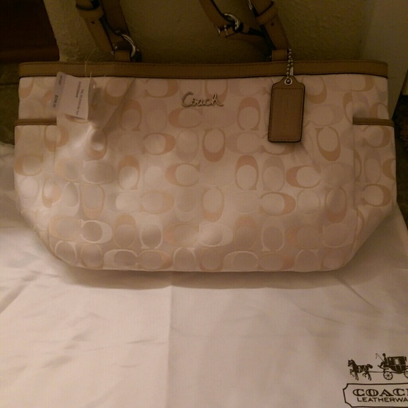 Authentic coach purse