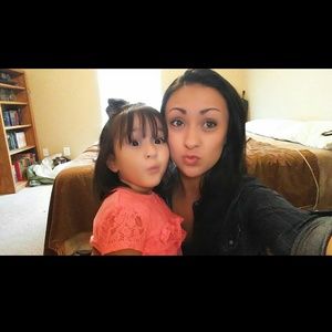 Meet your Posher, Amber