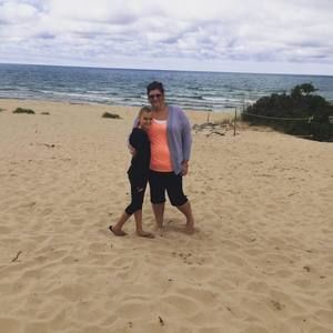 Meet your Posher, April