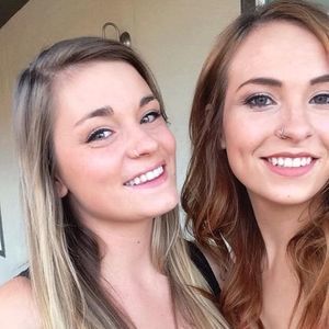 Meet your Posher, Eva