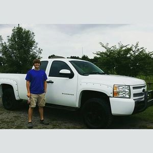 Meet your Posher, Ray