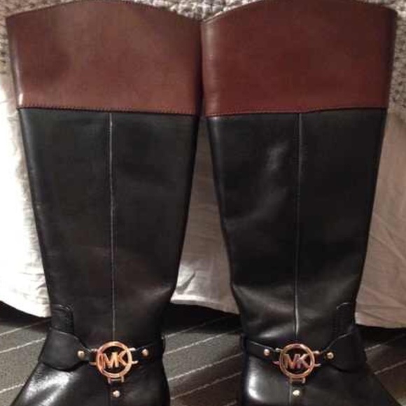 SOLD💋MICHAEL KORS FULTON BOOTS SOLD - Picture 2 of 4
