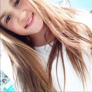 Meet your Posher, Helena