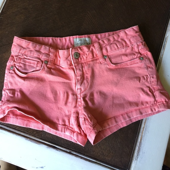 Aeropostale coral colored shorts