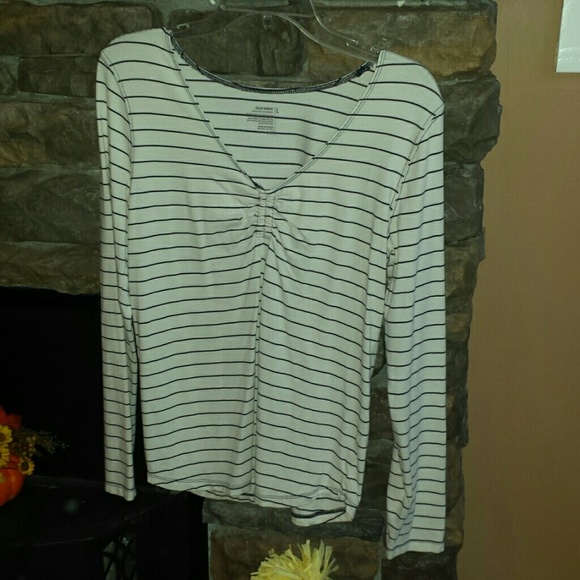 Gently used comfortable top