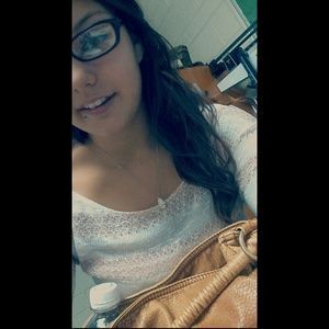 Meet your Posher, Khaslynne