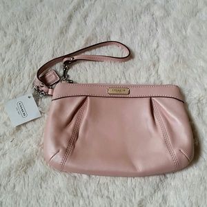 NWT Light pink Coach wristlet