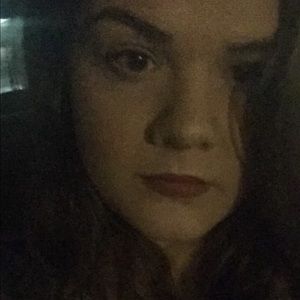 Meet your Posher, Jade