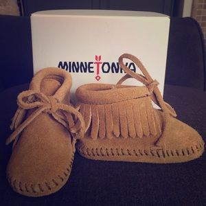 Minnetonka Infant Booties