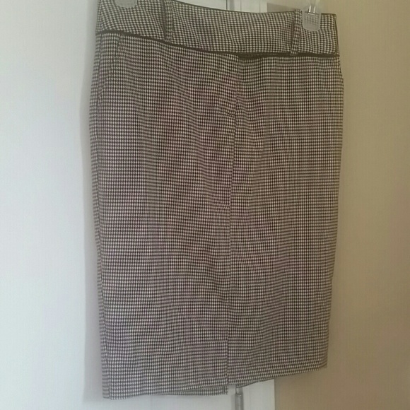 Two Piece set - Picture 2 of 4
