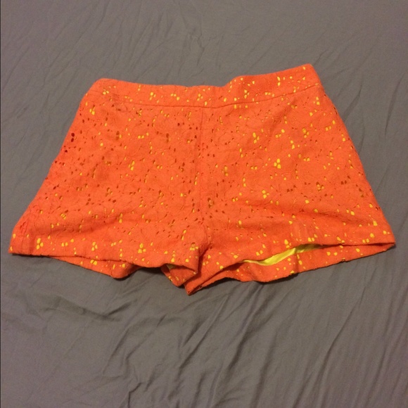 Gorgeous orange and yellow lace short