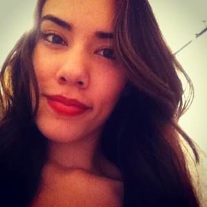 Meet your Posher, Nitza