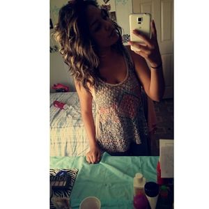 Meet your Posher, Ariana