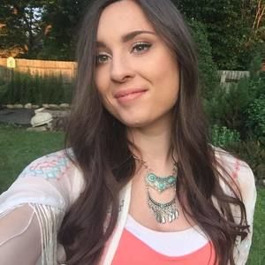 Meet your Posher, Brittney