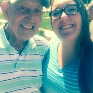 Meet your Posher, Abbey