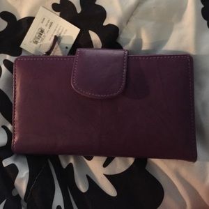 Croft  & Barrow purple wallet