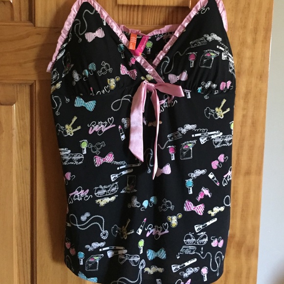Pajama set - Picture 1 of 3