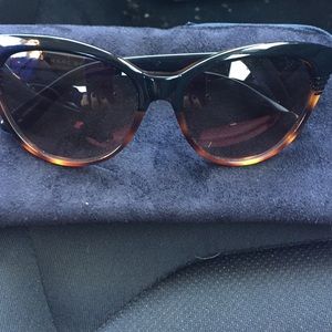 Marc by Marc Jacobs Cat Eye Look