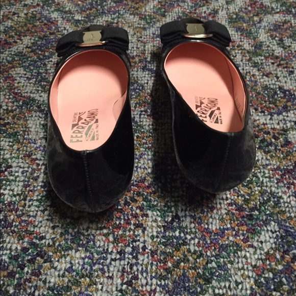 Black kitten salvatore feragamo - Picture 4 of 4