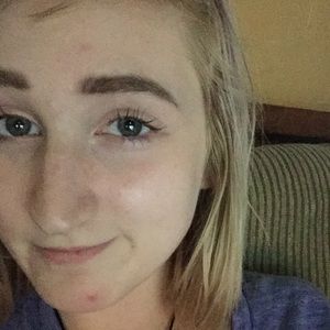 Meet your Posher, Melanie