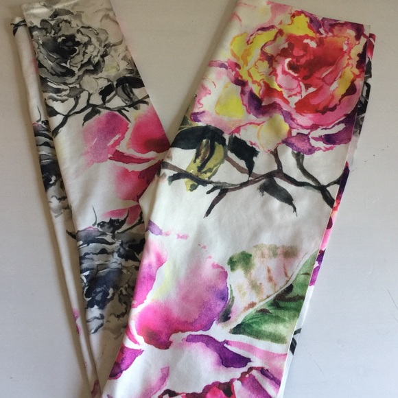 Pants - Floral  leggings