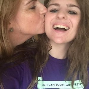 Meet your Posher, Becca