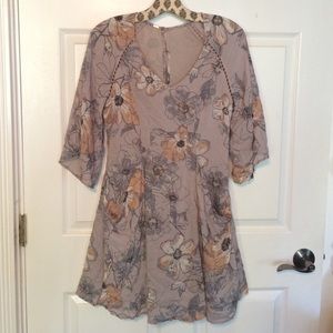Free people dress light gray with flowers