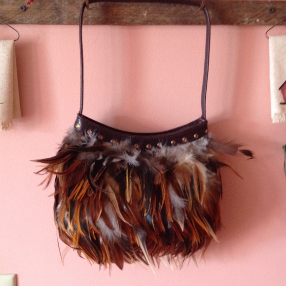 Perfect for Fall Feather bag
