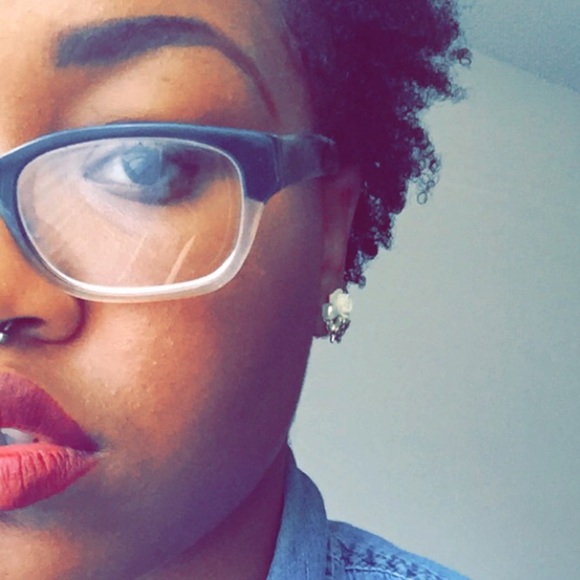 Meet your Posher, Shavondrea - Picture 1 of 1