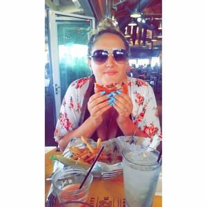 Meet your Posher, Gabbi