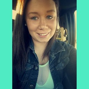 Meet your Posher, Kim