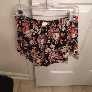 Cute flowered shorts from urban outfitters