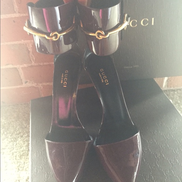 ‼️SOLD‼️💯 Authentic Gucci Ankle Strap Heels 🎉 - Picture 2 of 4