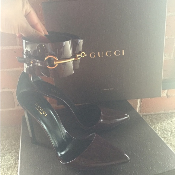 ‼️SOLD‼️💯 Authentic Gucci Ankle Strap Heels 🎉 - Picture 3 of 4