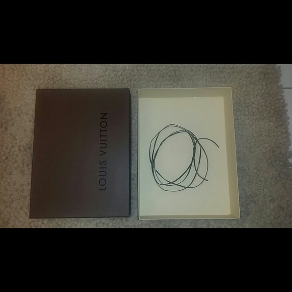 Louis Vuitton large box - Picture 2 of 3