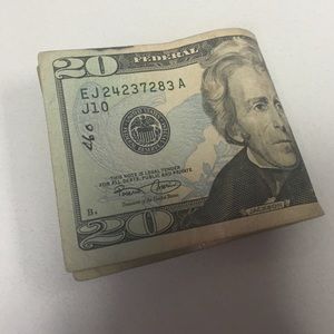 Meet your Posher, Valerie