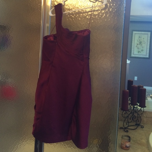 Dress - Picture 3 of 3