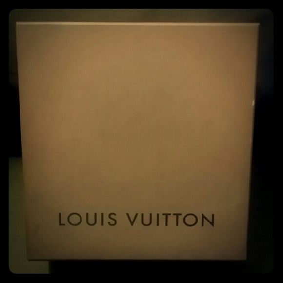 Louis Vuitton medium box - Picture 1 of 2