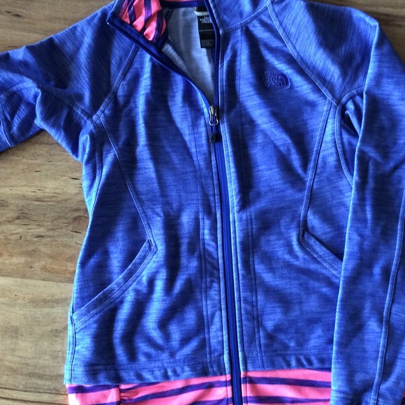 Northface windbreaker