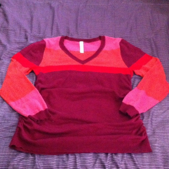 Maternity sweater