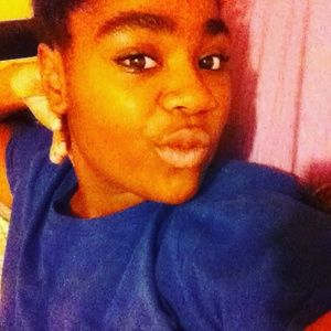 Meet your Posher, Devonae