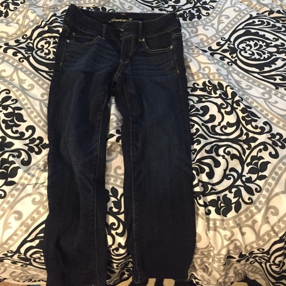 AE Artist Darkwash Capris