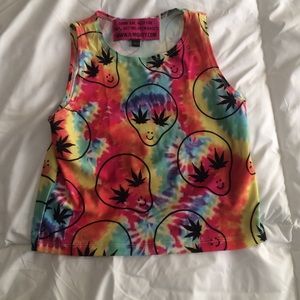 Tie dye trippy crop top!