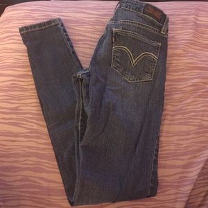 Levi jeans
