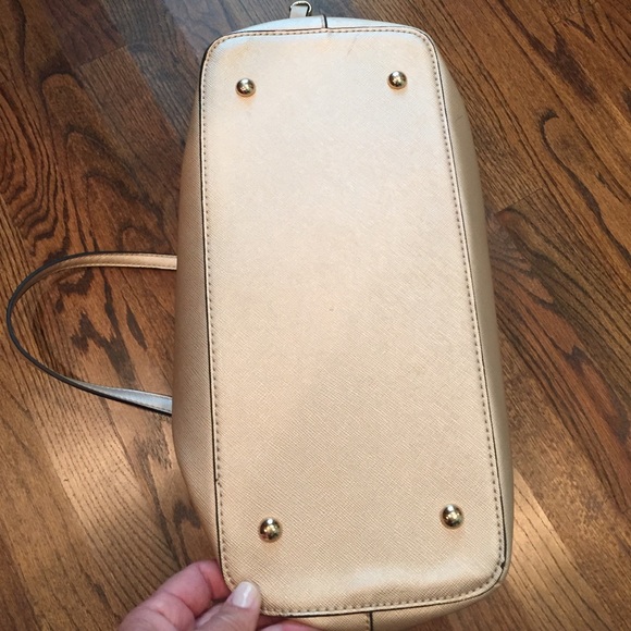 Handbag - Picture 4 of 4