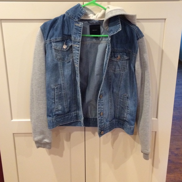Jean sweater jacket 💕