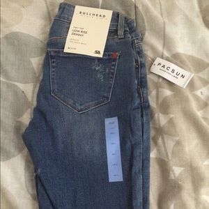 Bullhead super soft low rise skinny