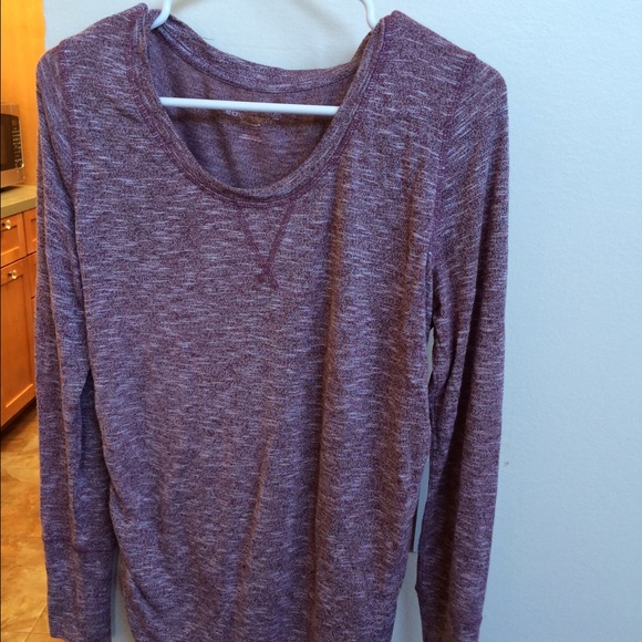 Maternity top by Liz LAnge