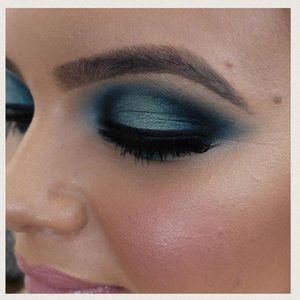 🤡flash sale🤡MAC blue smokey eye bundle