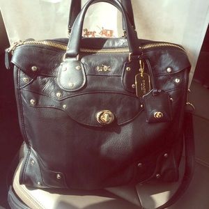 NWT Coach Rhyder 33 Satchel in Black